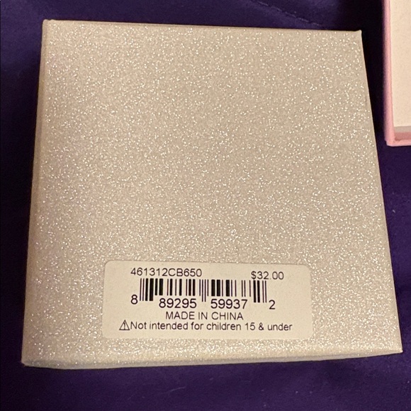 New in Box Betsey Johnson Gingerbread Rhinestone Earrings - Picture 8 of 8